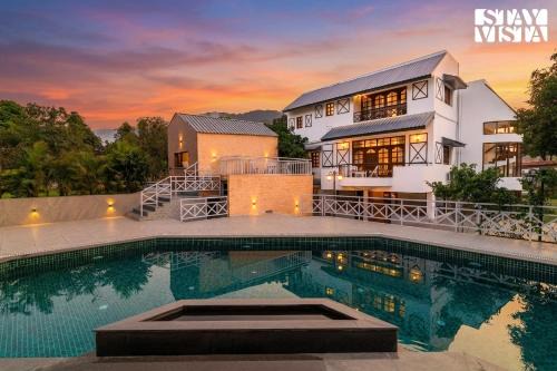 Gurugram Villa | StayVista at The Ivory Courtyard with Pool & BBQ