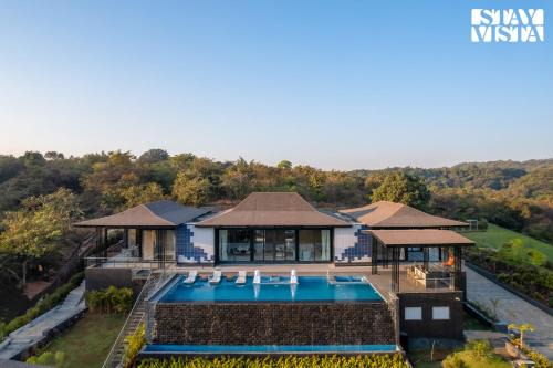 Lonavala Villa | StayVista at The Nest at Canary Farms - Pool, Lawn