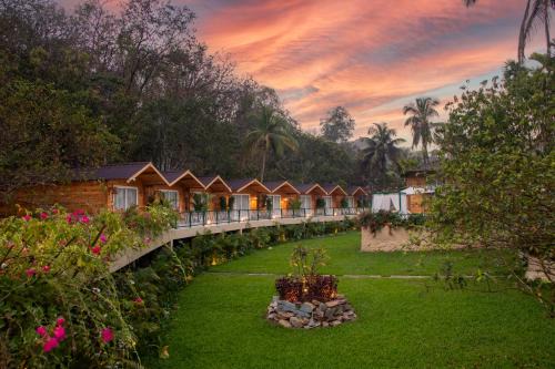 Timbholi Hotel | Stone Wood Premier Dandeli