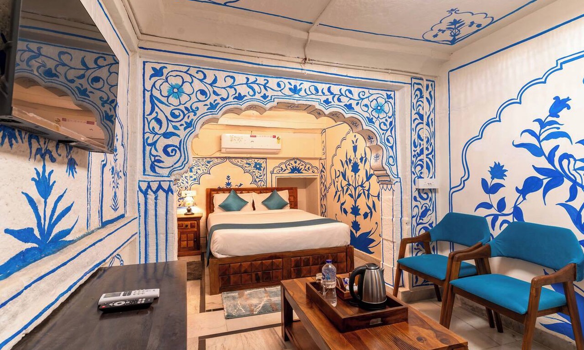 Gulab Sagar Hostel | Storica Stays