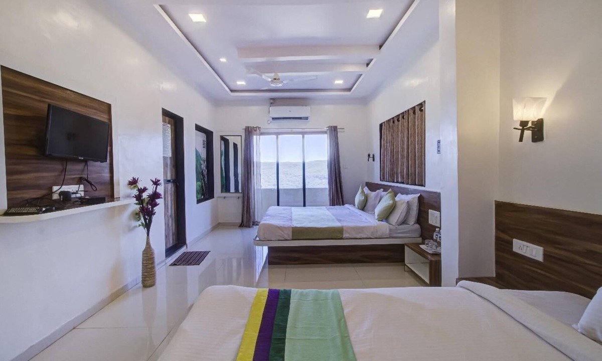 Medha Hotel | Straw Bella Inn Villa