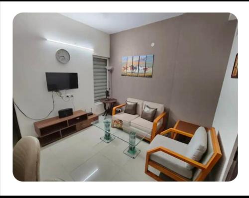 Vaishali Apartment | Studio apartment cloud 9 tower vaishali sec 1