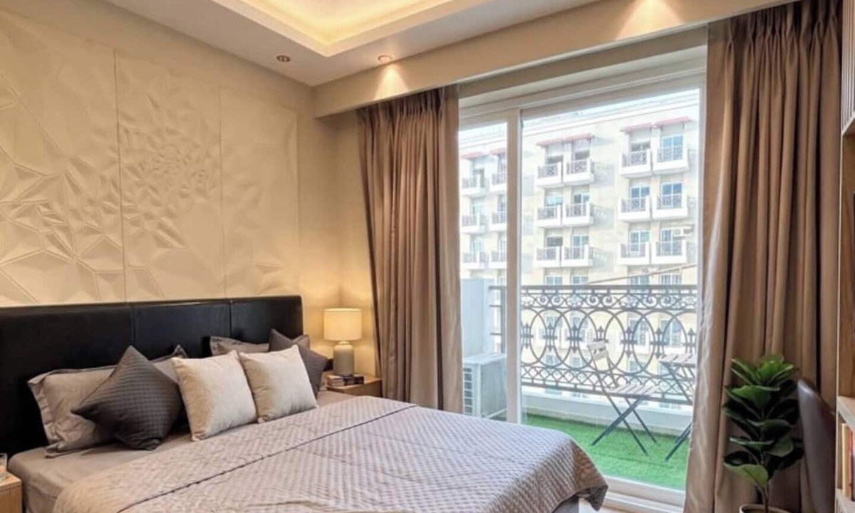 Greater Noida Apartment | Studio Ethereal by VoyZen Privé