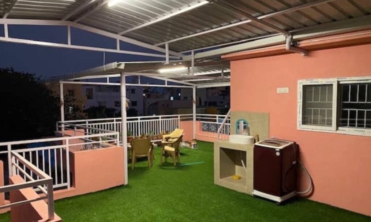 Hebbal Apartment | Studio near Manyata Tech park Only girls and couples