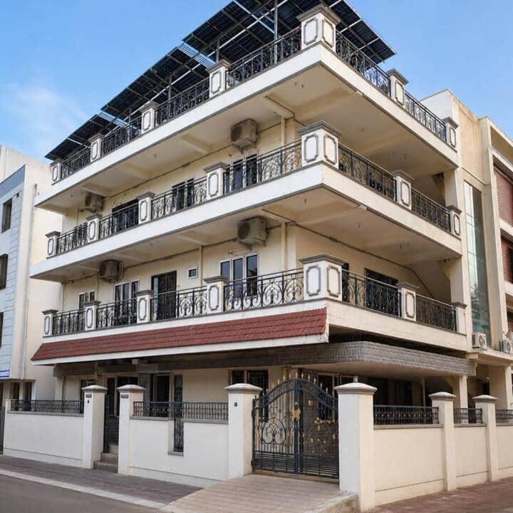 MVP Colony House | Stunning 10BHK Private Villa | Kailasagiri & Beach