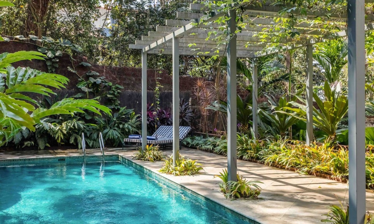 Reis Magos Apartment | Stylish 2BR w Pool Near Candolim and Coco Beach