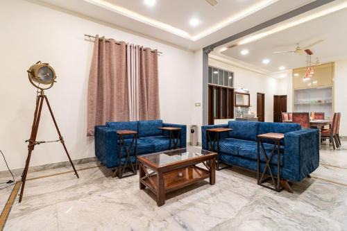 Jaipur Villa | Stylish & Cozy Retreat With Jacuzzi