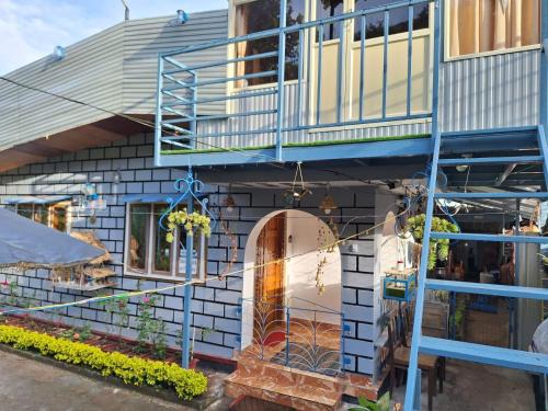 Munnar House | Sunny Elenjickal Homestay Munnar