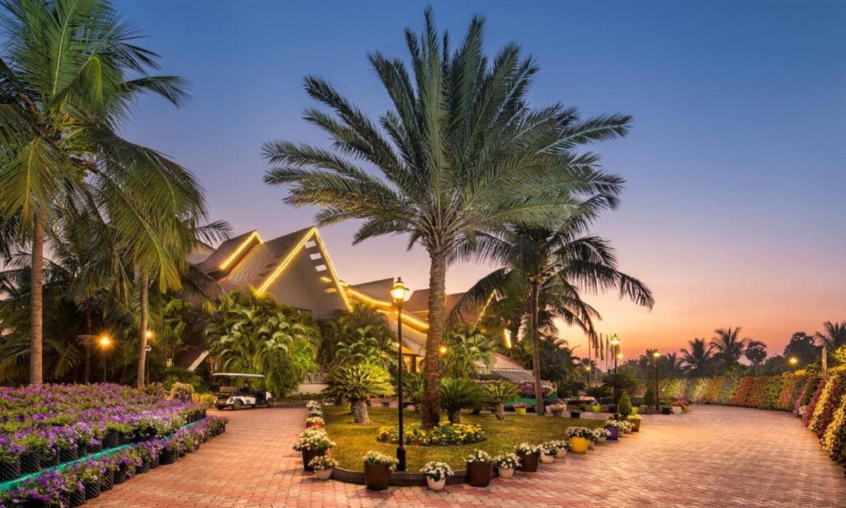 Puspatirega Hotel | Sunray Village Resort