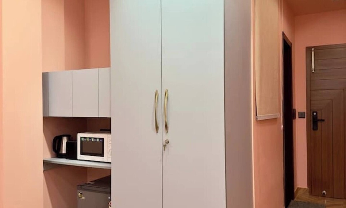 Sector D Apartment | Sunrise studio 4