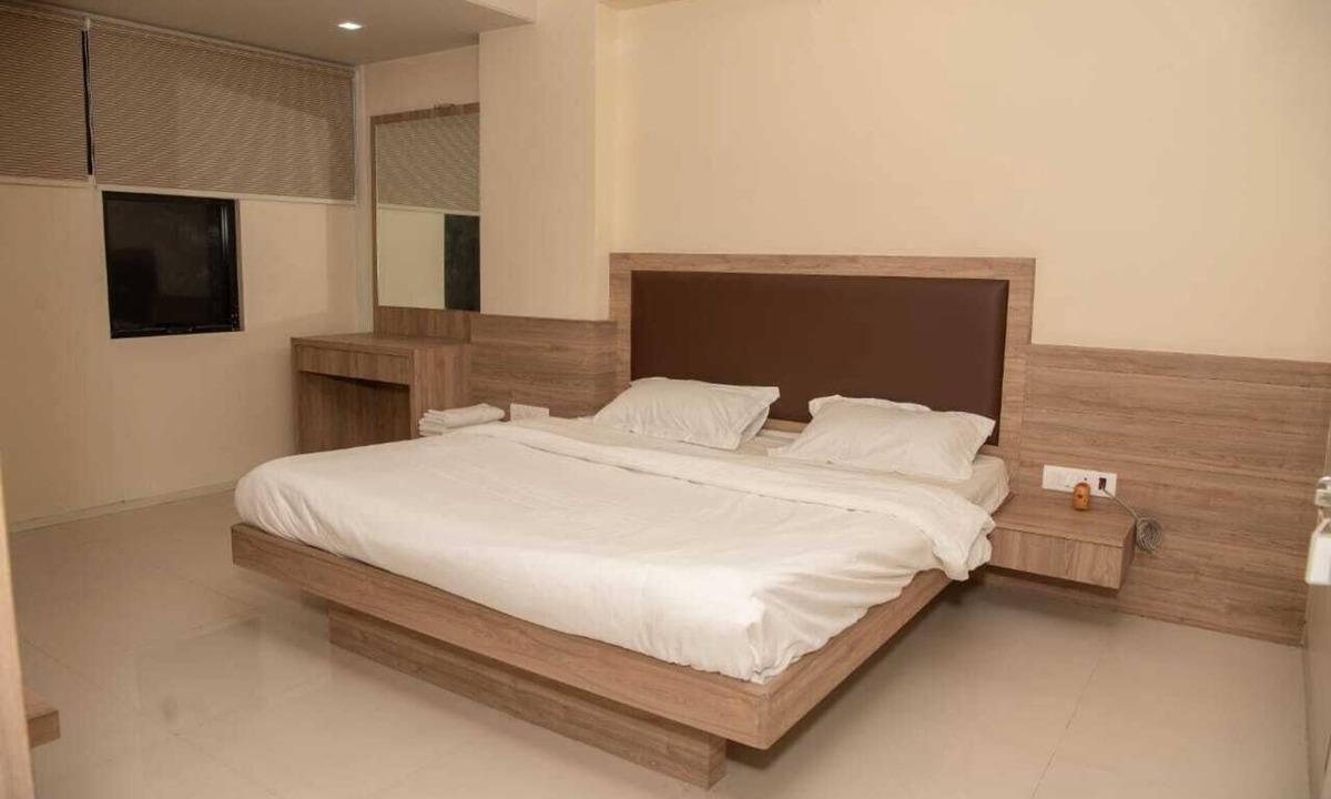 Baramati Cabin | sunshine lodge