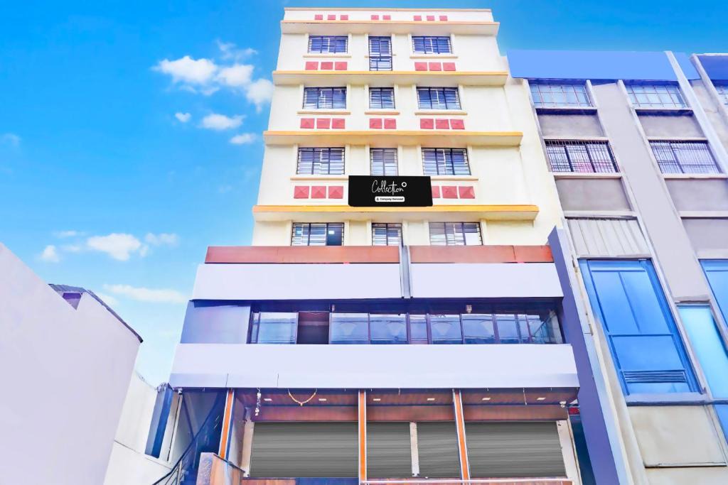 Pune Hotel | Super Collection O Katraj Near KK Market