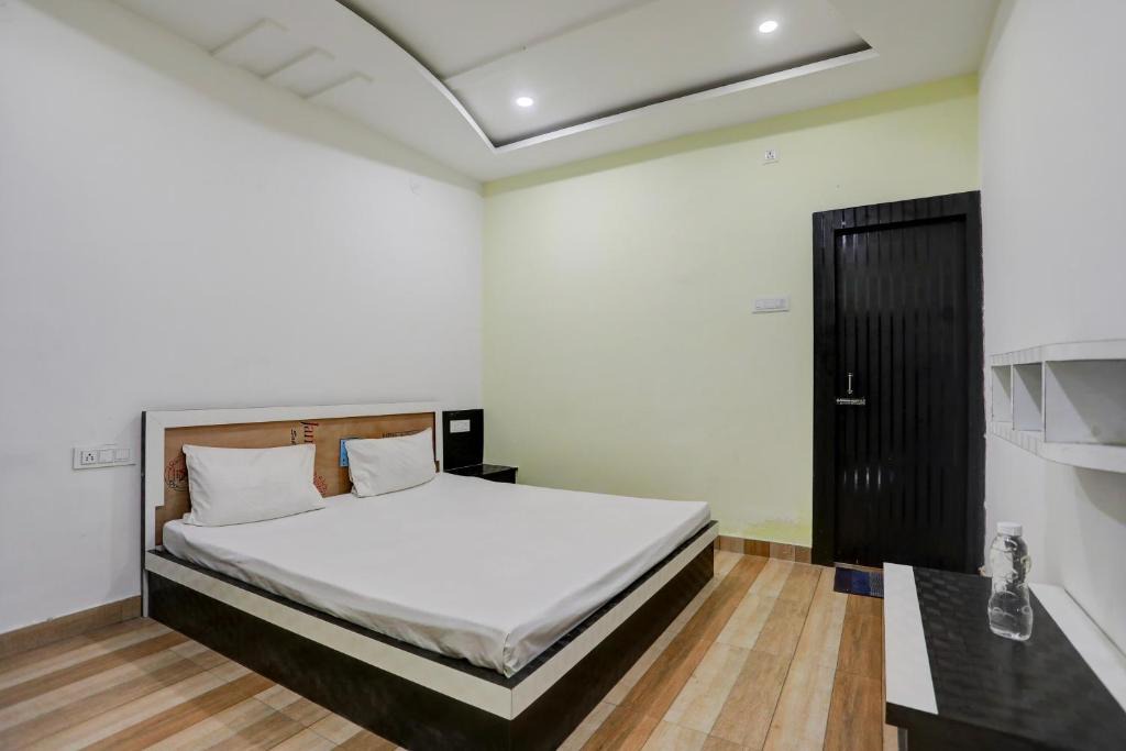 Dhanbad Hotel | Super Hotel O The Nirvana Resorts