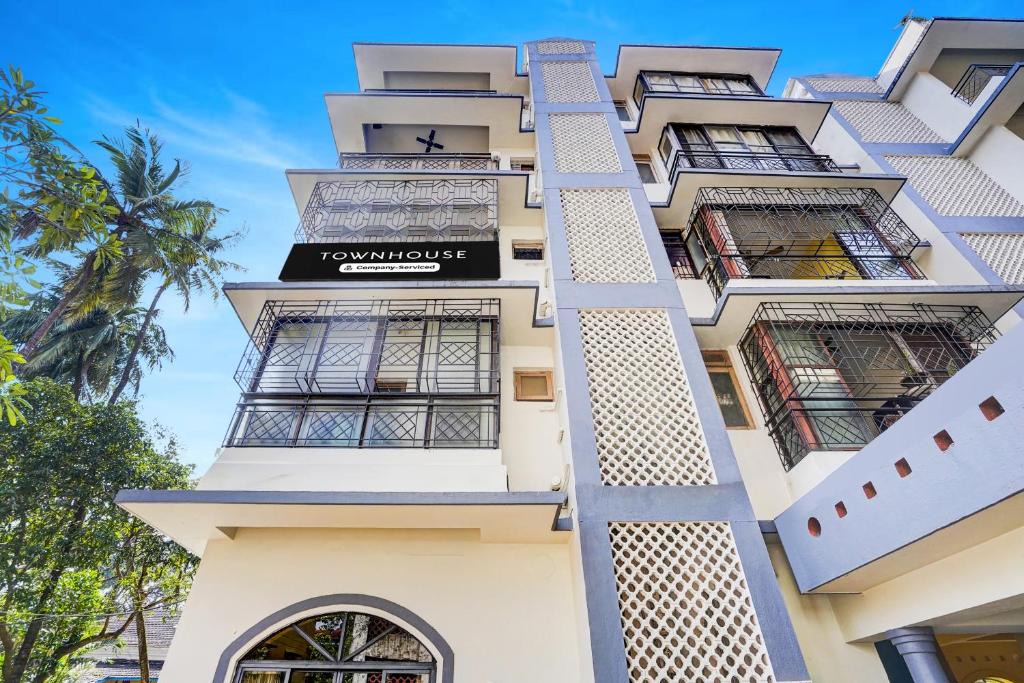 Bandoli Hotel | Super Townhouse Calangute Formerly Hotel Horizon