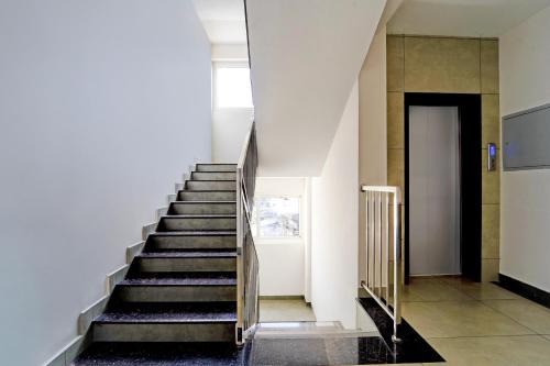 Nedumbassery Hotel | Super Townhouse Oak Cochin International Airport