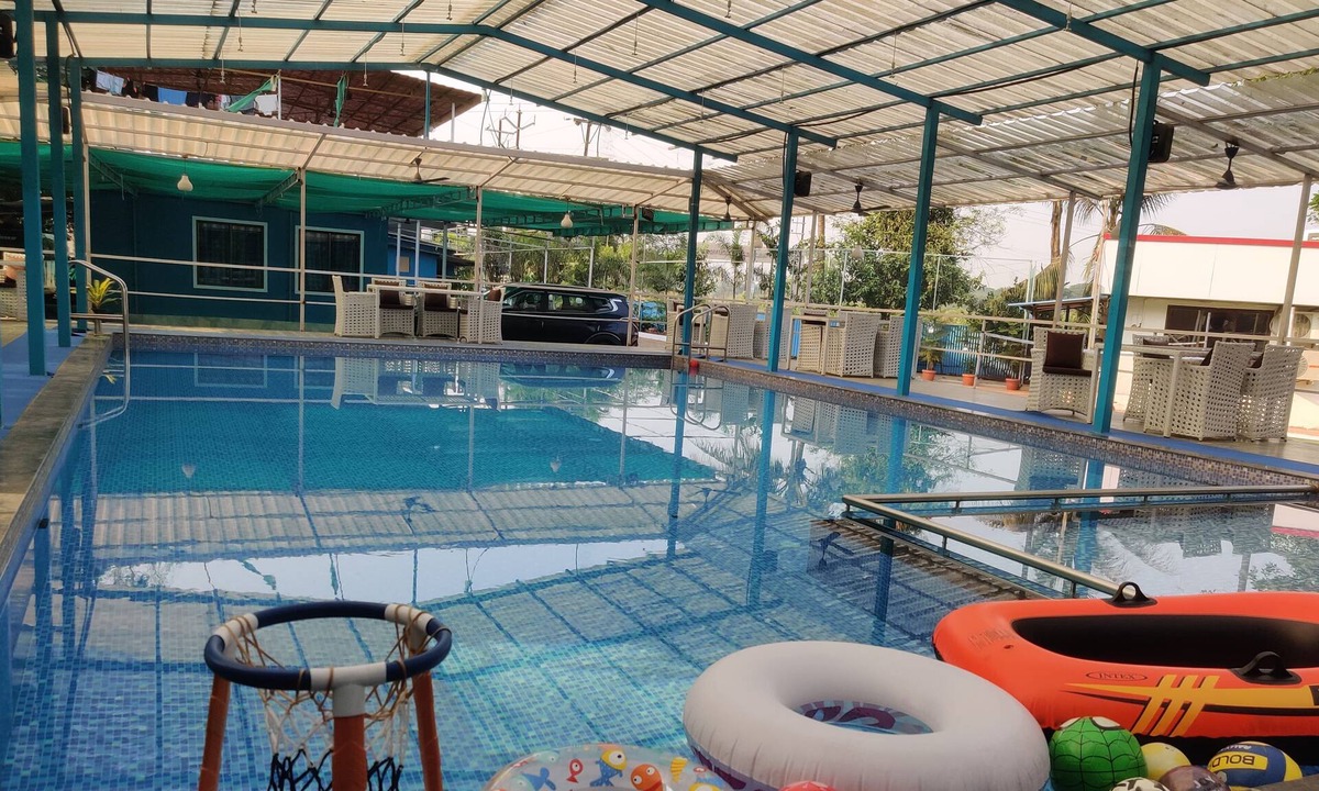 Karjat Resort | Supriti's Farmington Splash Resort