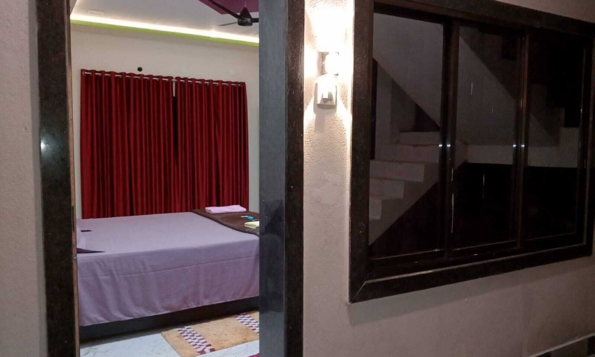 Devbag Hotel | Swati Nyahari Niwas Tarkarli Malvan