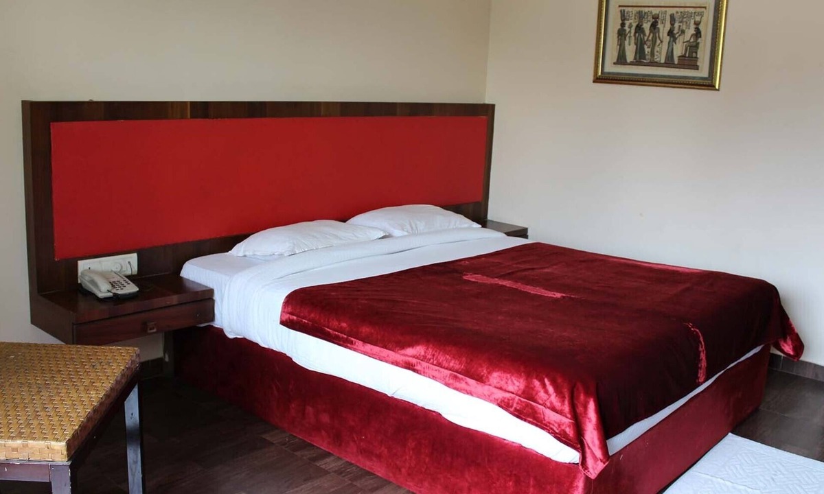 Nashik Hotel | SWISS TRAFFALGAAR LUXURY HOTELS