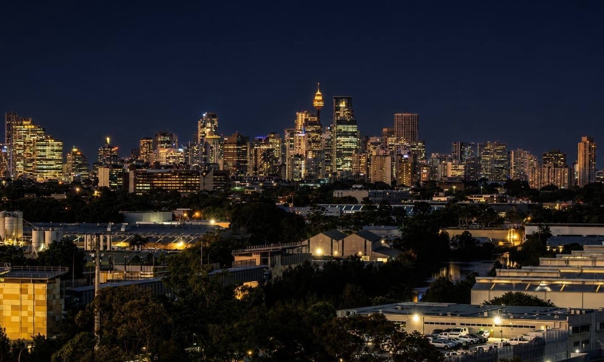 Mascot Apartment | Sydney Skyline Penthouse | 2 Parking, City Views CBD Airport