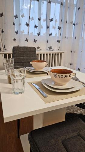 Branesti Apartment | T&M home