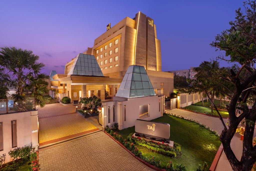 Tirupati Hotel | Taj Tirupati