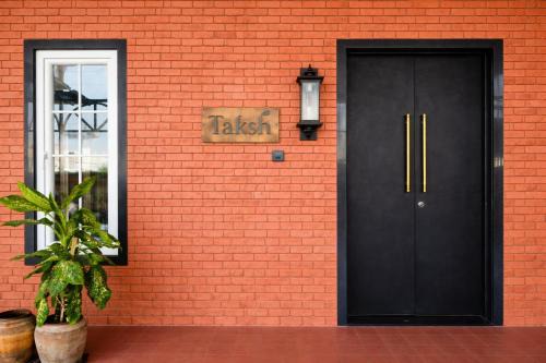 Bhopal Apartment | Taksh Studio Condo