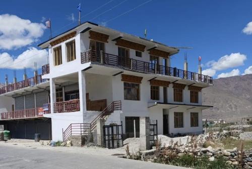 Kargil House | Tashi Khangsar