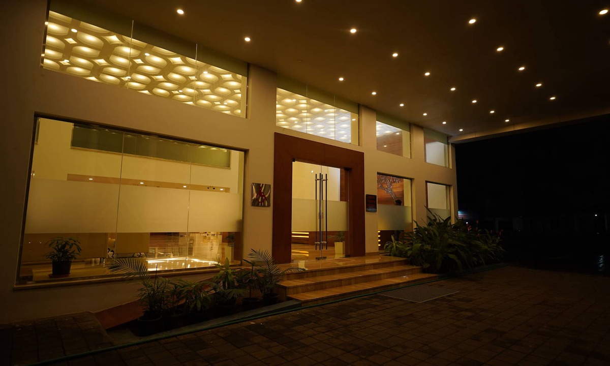 Manipal Hotel | Tea Tree Suites Manipal