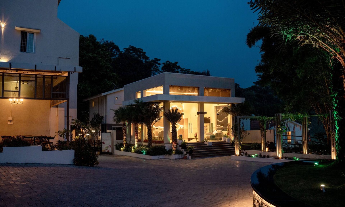 Yercaud Resort | TGI STAR Holidays Yercaud