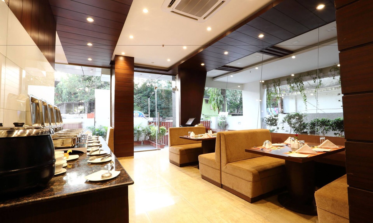 Jogeshwari East Hotel | The Altruist Andheri Hotel