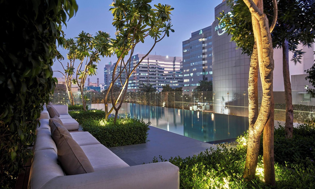 Thigalarapalya Hotel | The Den Bengaluru