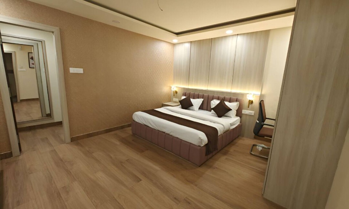 Bhopal Hotel | The Denary Suites