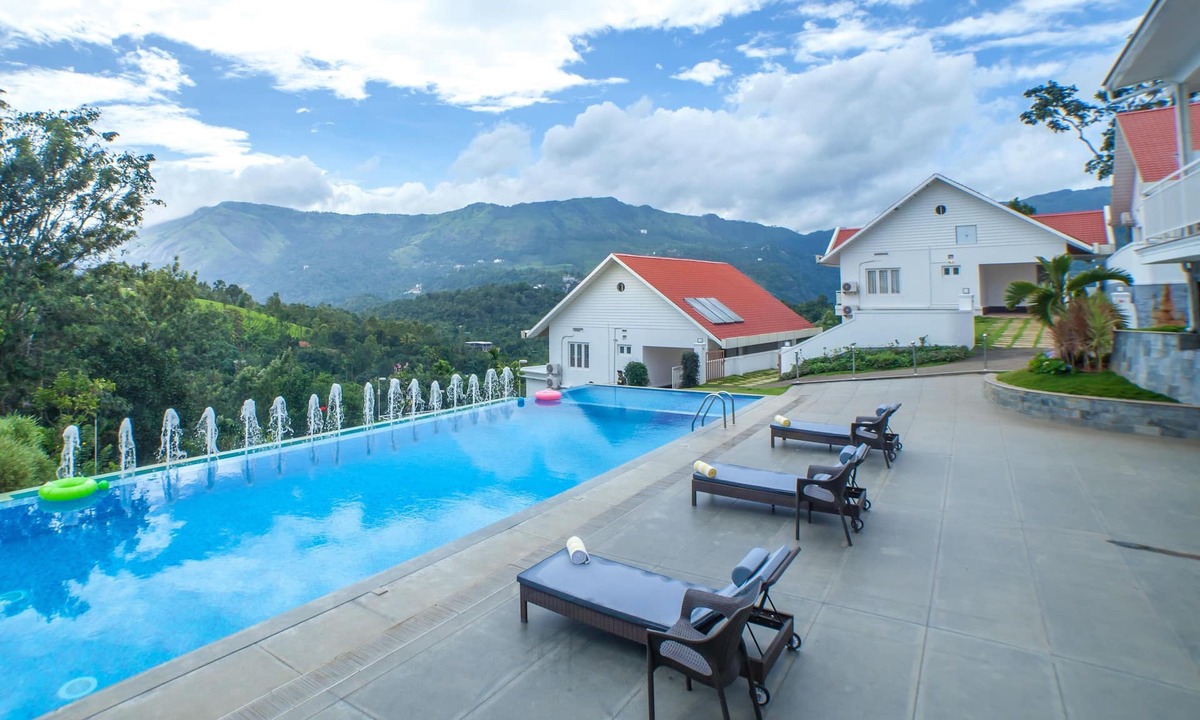 Udumbanchola Hotel | The Fog Munnar Resorts & Spa