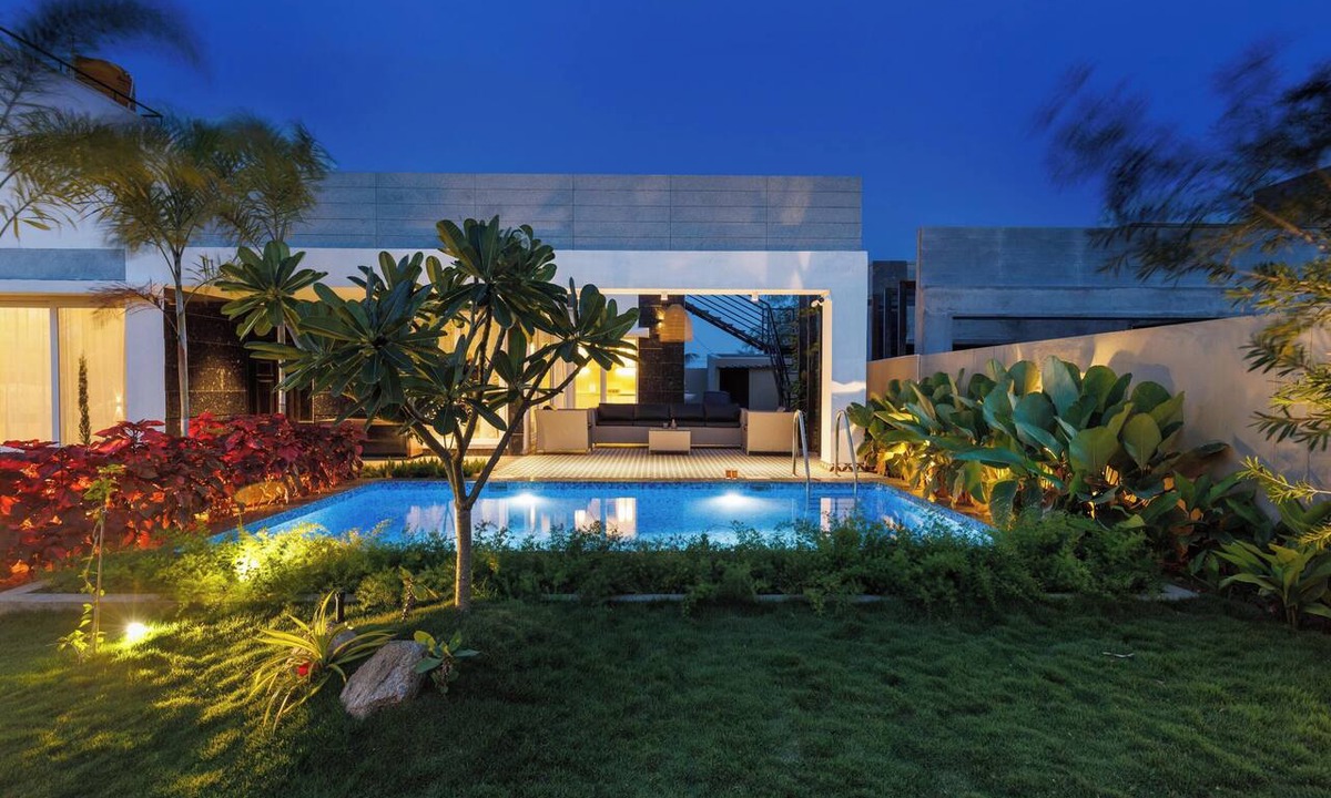 Hosur Villa | The Garden Stay by Stayjade Pool Lawn 1h HSR