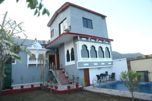Bedla Villa | The Gold Mount Villa