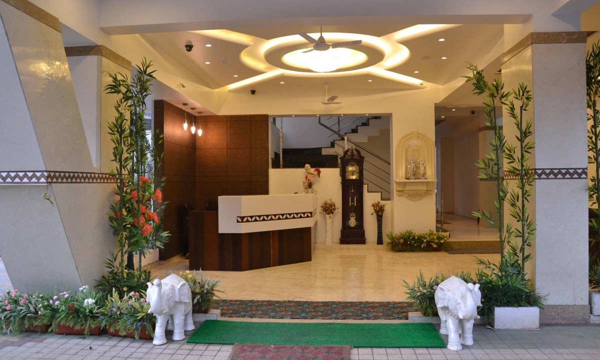 Central Pune Hotel | The Grand Tulip