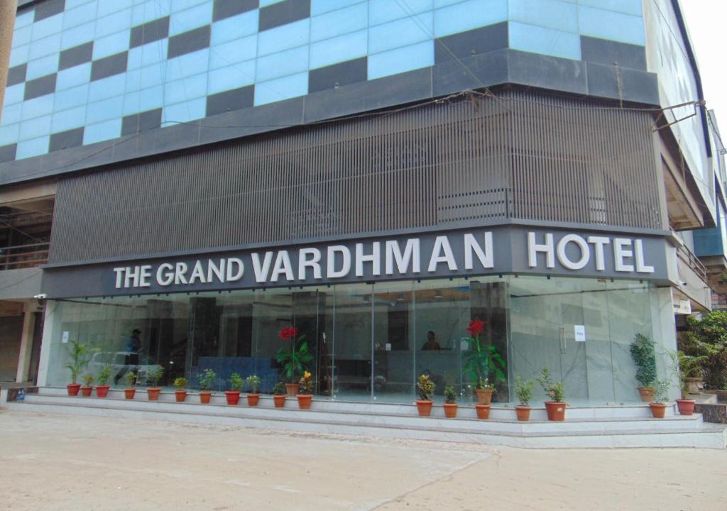 Morbi Hotel | THE GRAND VARDHMAN HOTEL