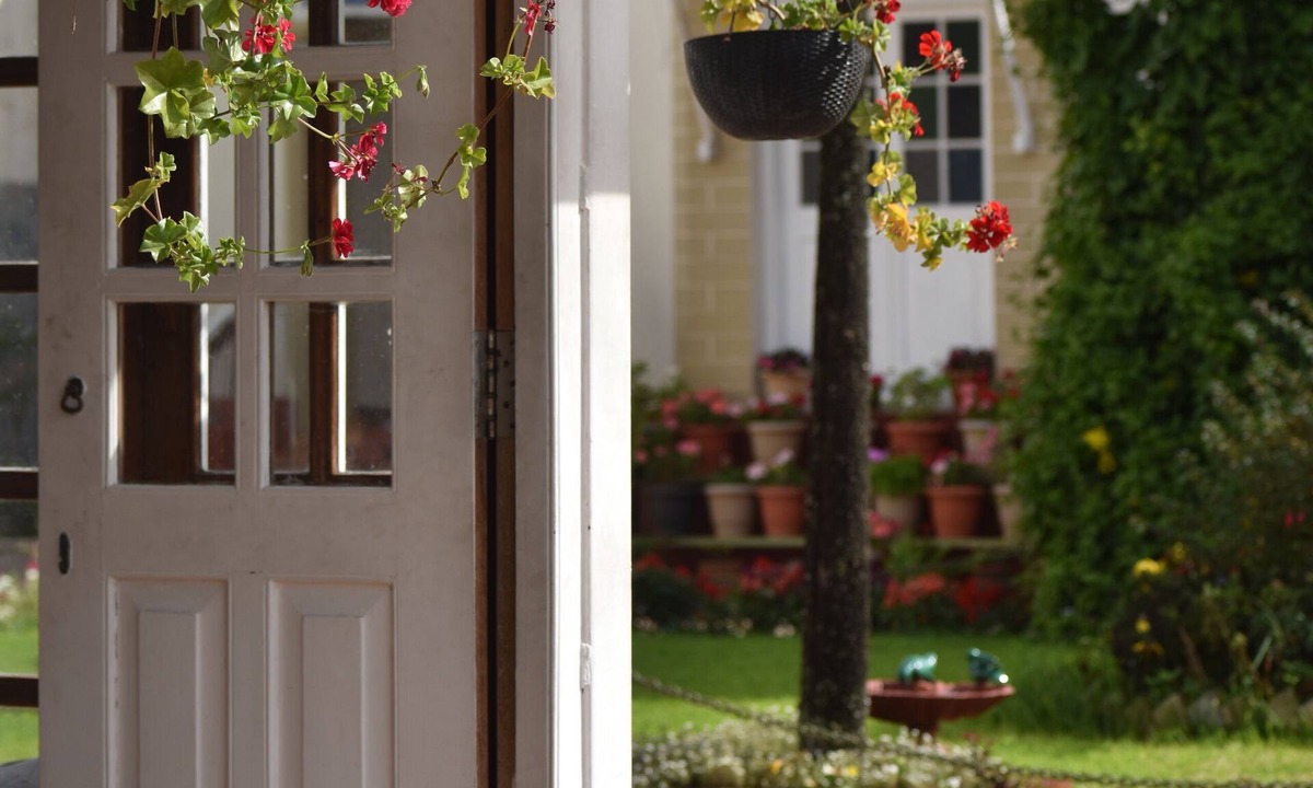 Stone House Area Hotel | THE GRANGE HOTEL