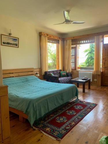 Manali Cabin | The Green Mountain Lodge