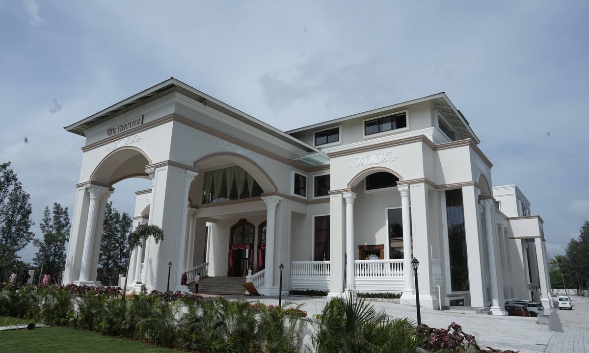 Kadur Hotel | The Heritage Convention Hall and Rooms