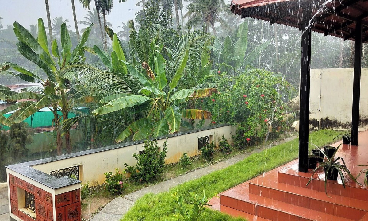 Varkala Bed & Breakfast | The Ixora - A Boutique Homestay