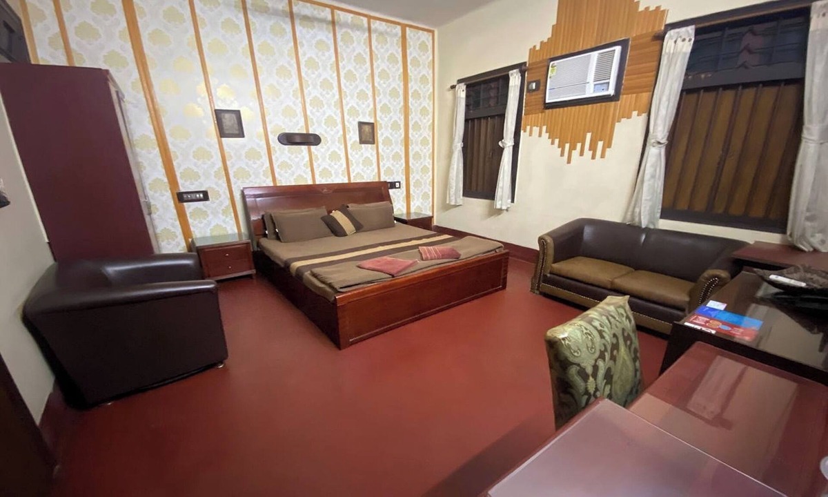 Bhowanipore House | The Kei Suites