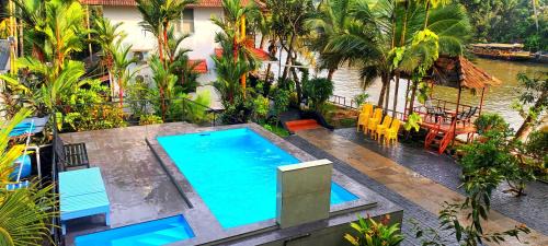 Alappuzha Bed & Breakfast | The Lake Paradise Boutique Resort