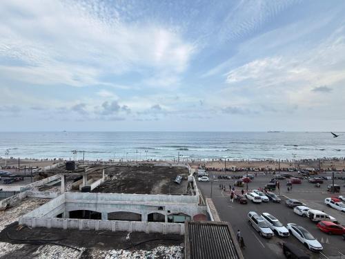 Visakhapatnam Apartment | The Maanvik Shores Luxury Home Stay - RK Beach