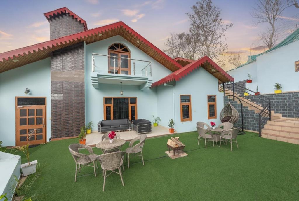 Kuthar Apartment | The Majestic Escape l Serviced Villa l Open Air Lawn & Plunge Pool l Bonfire l Music Party l Managed By ExoticStays