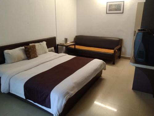 Khattalwada Hotel | The Mulberry Nature Resort