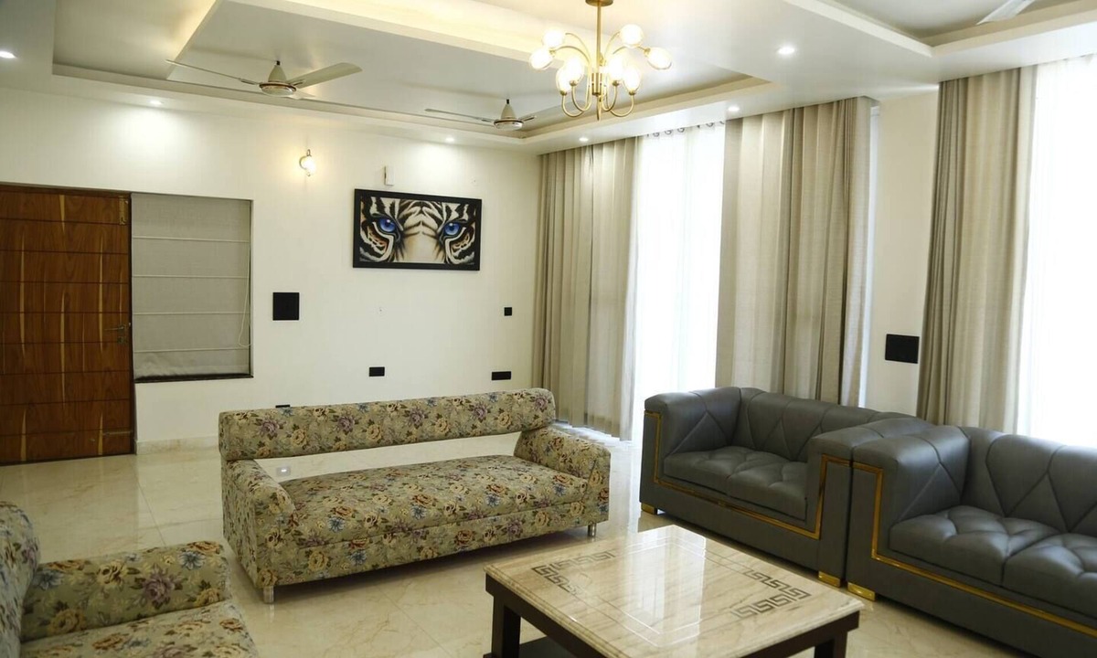 Bullawala Apartment | The Palatial Homes- Luxury home stay in Dehradun