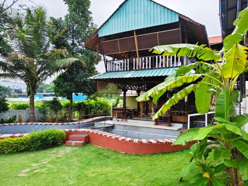 Mysore Apartment | The Palmyrah Tenements