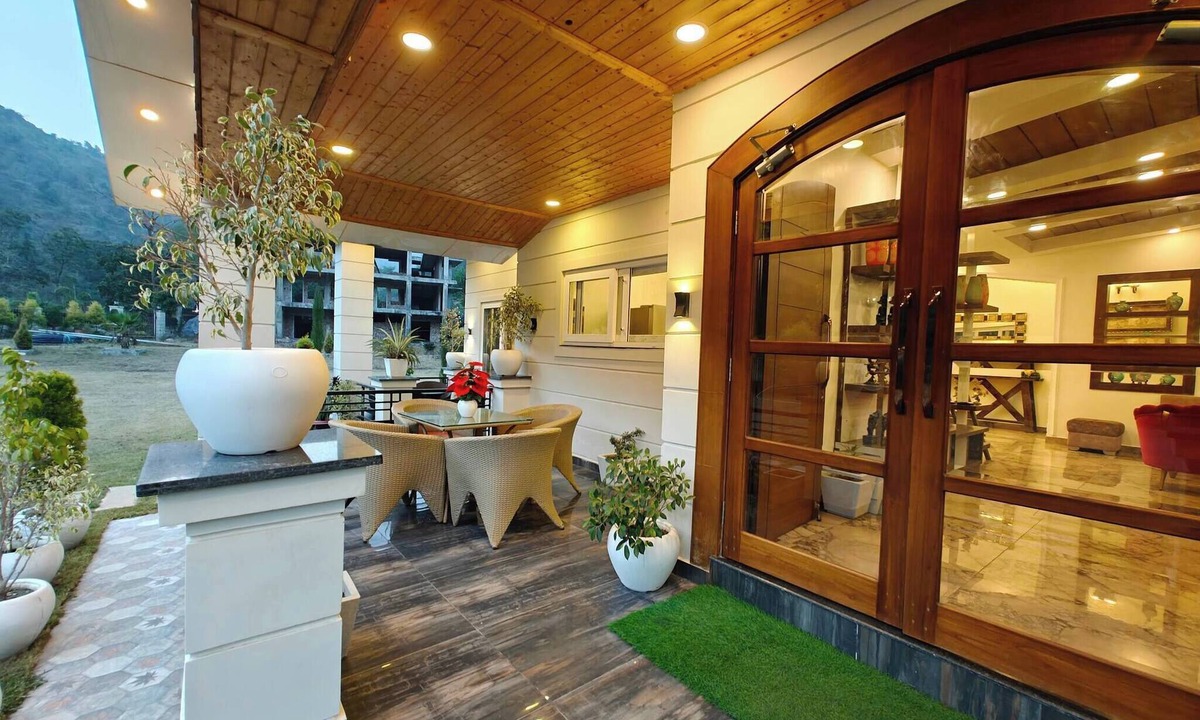 Dehradun Villa | The Paradise - Luxury 3BR Villa Near the Airport in Dehradun