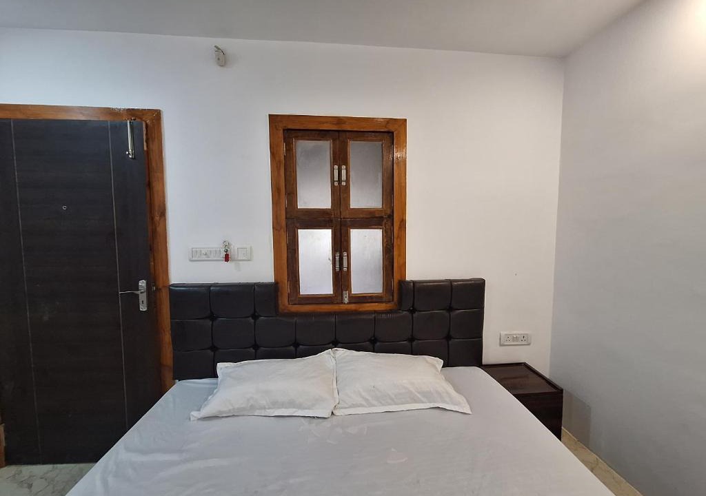 Mahmoorganj House | The Ramaa Guest House